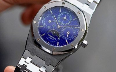 Can you identify this watch?