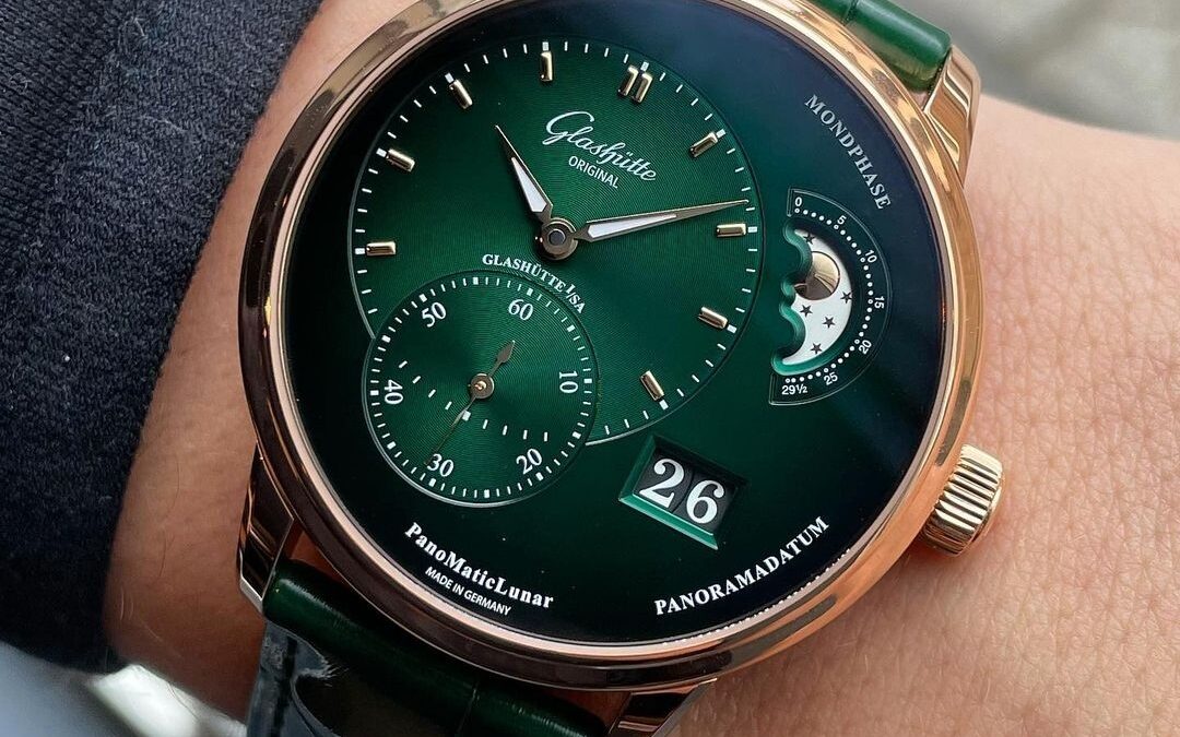 Can you identify this watch?