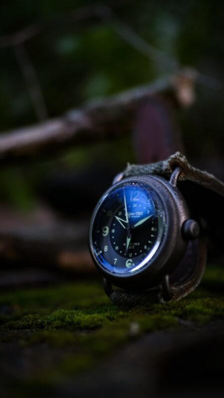 Lum-Tec Combat Field X6 Review: A Sub-$1,000 Titanium GMT Built for Real Use Lum-Tec Combat Field X6 titanium GMT field watch with dark gunmetal case and domed sapphire crystal