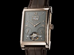 A. Lange & Söhne Cabaret Tourbillon Honeygold Brings Restraint to a 50 Piece Edition A. Lange & Söhne Cabaret Tourbillon Honeygold with black rhodium relief dial