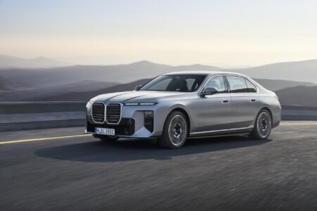 BMW 7 Series and i7 return with a louder face and a wider flagship playbook Updated BMW 7 Series and BMW i7 flagship saloons with bold front-end styling