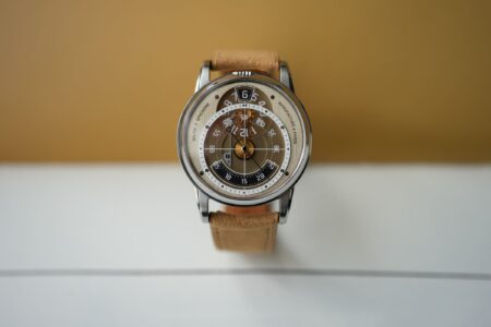 Baltic x SpaceOne Seconde Majeure jumping hour watch with German silver display and blue seconds hand