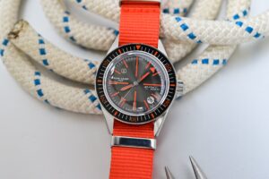 Favre Leuba Deep Raider Revival Orange Brings 1970s Dive-Watch Colour Back Favre Leuba Deep Raider Revival Orange watch with grey dial and orange accents