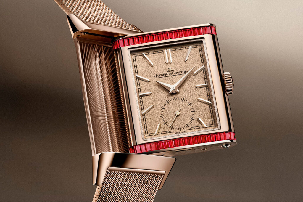 Jaeger-LeCoultre Gives the Reverso Tribute Monoface a Golden Or Deco Lineup Jaeger-LeCoultre Reverso Tribute Monoface Or Deco watches in gold on Milanese bracelets