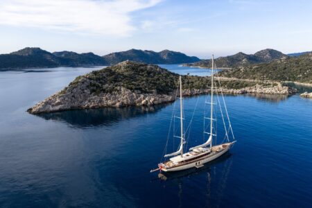 ARES Yachts Launches SIMENA, a 62m Flagship Ketch with Classic Turkish Ambition ARES Yachts SIMENA 62 metre ketch sailing with classic clipper bow and twin masts