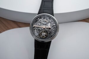 First Look at the Marco Tedeschi MT1.1 Tourbillon 7 Jours Marco Tedeschi MT1.1 Tourbillon 7 Jours openworked flying tourbillon watch