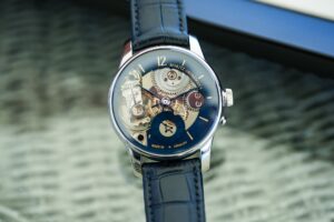 Moritz Grossmann Backpage Tremblage Debuts in Blue and Violet Platinum Editions Moritz Grossmann Backpage Tremblage platinum watch with blue and violet tremblage dial variants