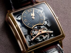 Rudis Sylva RS11 square watch with purple dial and exposed Harmonious Oscillator