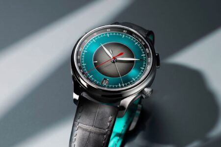 H. Moser & Cie. Endeavour Flyback Chronograph Dual Time Date with turquoise fumé dial