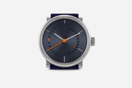 Ochs und Junior Calendario Quattro Anni with blue dial and orange calendar markers