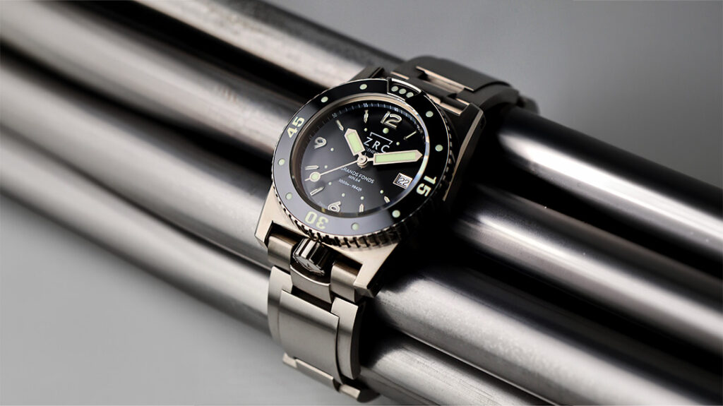ZRC Grands Fonds MN64 Titanium dive watch with black ceramic bezel and dark sunburst dial