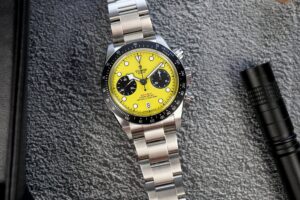 Tudor Black Bay Chrono 39 Bumblebee Makes the Smaller Case Count Tudor Black Bay Chrono 39 Bumblebee with yellow dial on steel bracelet