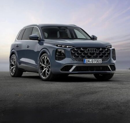 2027 Audi Q7 Leak Points to a Sharper New Look for Audi’s Three-Row SUV 2027 Audi Q7 SUV preview showing a sharper front design with split LED lighting