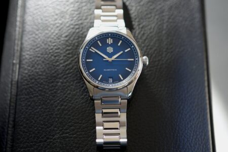 DUG Glashütte Purist Typ 1 Brings Saxon Watchmaking to a Sharper Price Point DUG Glashütte Purist Typ 1 watch with grained dial and stainless steel case