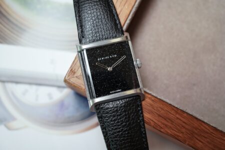 De Rijke & Co. Capri Shows a Sharper Side of Dutch Independent Watchmaking De Rijke & Co. Capri watch with curved dial and shaped stainless steel case