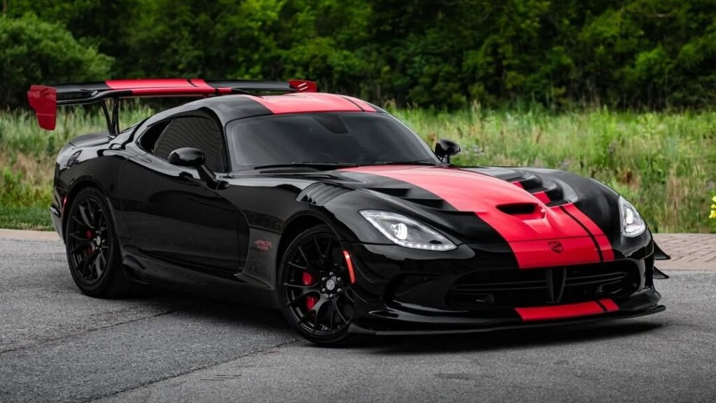 2017 Dodge Viper ACR 1:28 Edition in Venom Black Clearcoat