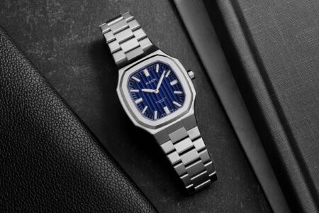 Maen Gives the Manhattan 37 Ultra Thin a Boutique-Only Blue Fumé Dial Maen Manhattan 37 Ultra Thin MBE.001 with blue fumé dial on stainless steel bracelet