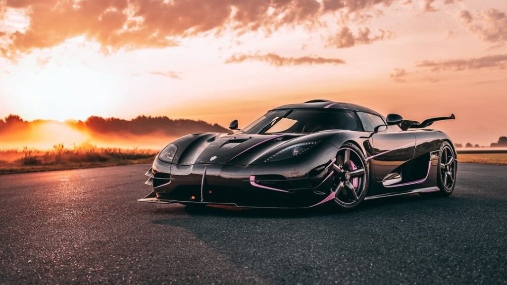 Koenigsegg One:1 With China Pink Accents Heads to Auction in Germany Koenigsegg One:1 in clear-coated carbon fibre with China Pink accents