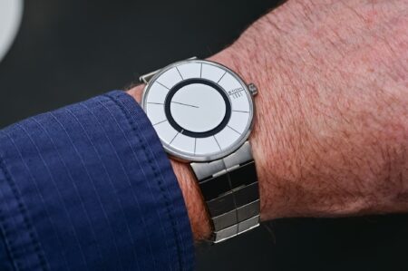 Titan Edge UltraSlim Mechanical watch in grade 2 titanium with rotating disc display