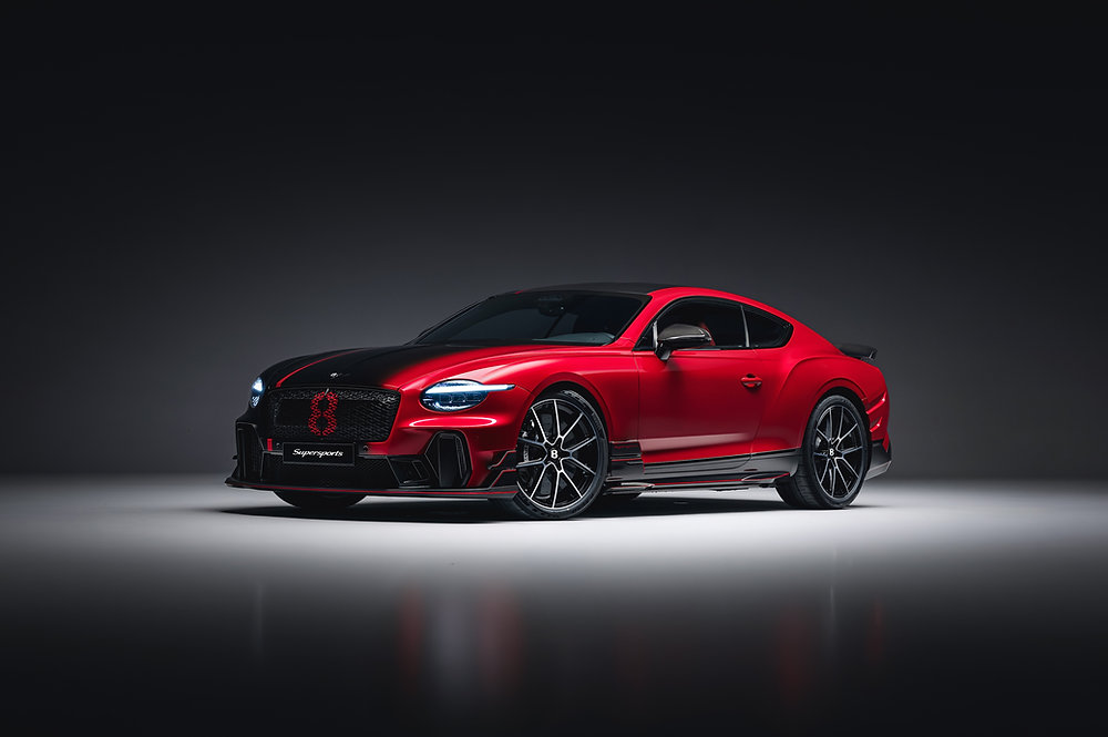 Bentley Supersports Gains a Mulliner Fade Paint Theme for Goodwood Bentley Supersports with Design Theme by Mulliner side-to-side fade paint finish