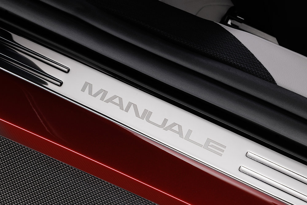 Ferrari 12Cilindri Manuale brings three pedals back to the V12 GT Ferrari 12Cilindri Manuale interior with gated gear lever and three-pedal layout