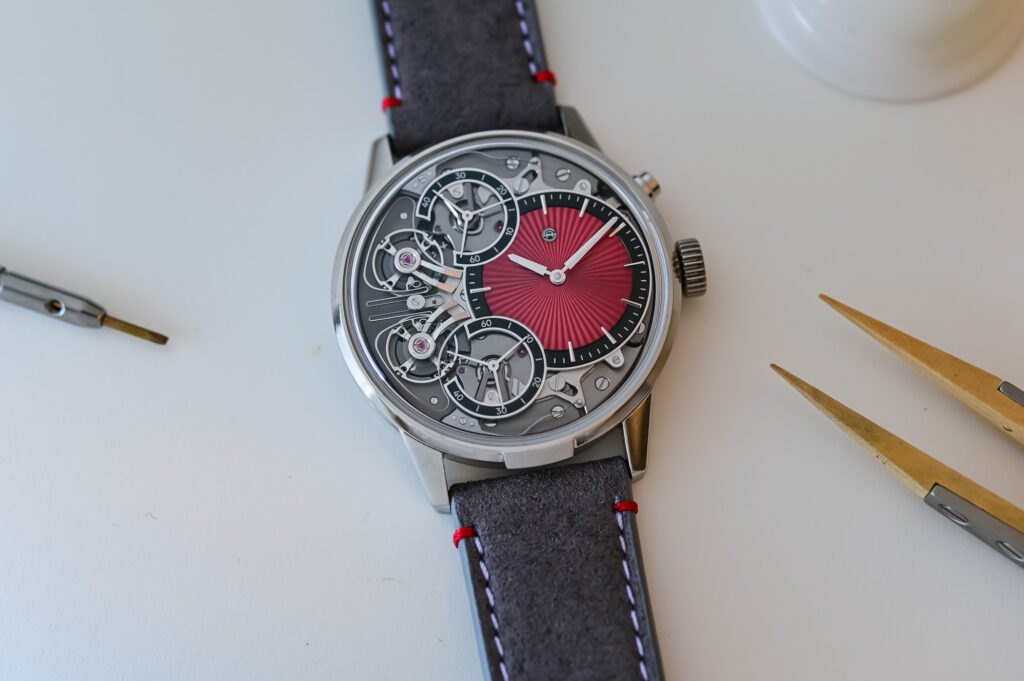Armin Strom Turns Up the Heat on the Mirrored Force Resonance Red Armin Strom Mirrored Force Resonance Red watch with red guilloché dial