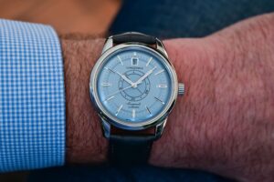 Longines refreshes the Conquest Heritage Central Power Reserve in light blue Longines Conquest Heritage Central Power Reserve with light-blue opaline dial