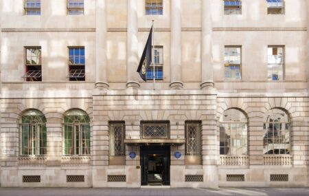 Inside The Lansdowne Club, Mayfair’s Art Deco Members’ Retreat The Lansdowne Club in Mayfair with elegant art deco interiors and historic architectural details