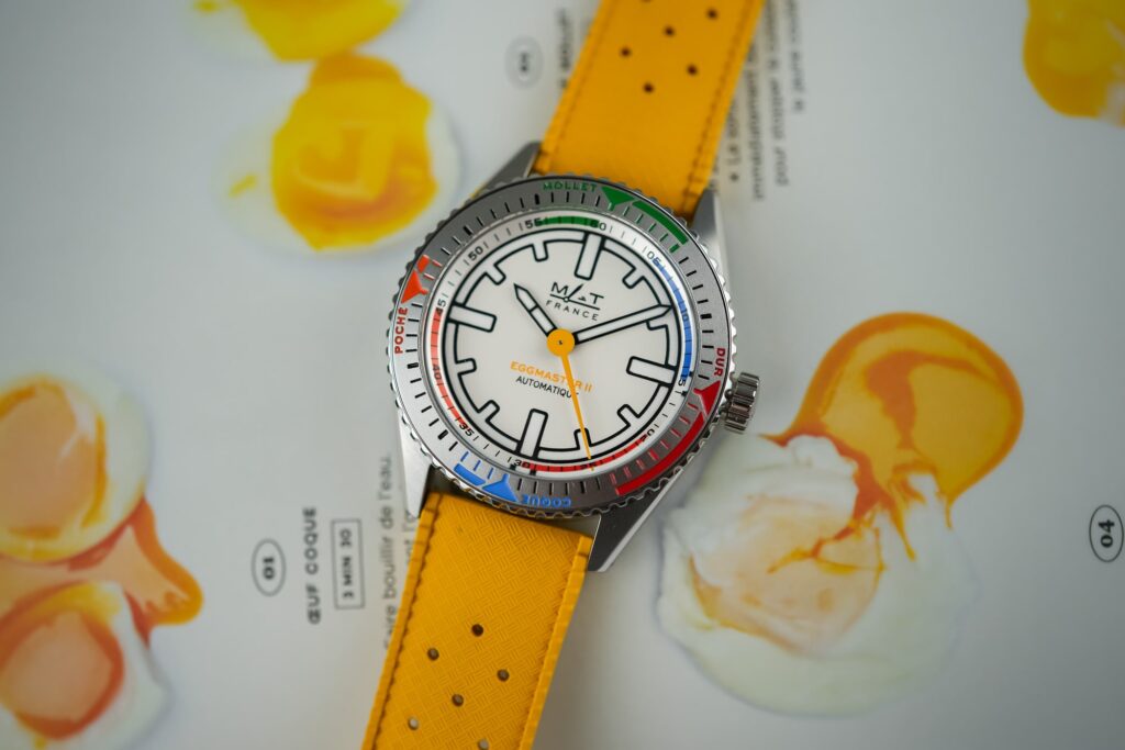MAT Watches Egg Master II dive watch with eggshell dial and egg-timing bezel