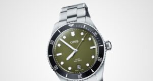 Oris Brings Olive Green to the 39 mm Divers Date Oris Divers Date 39 mm with olive green dial