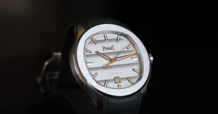Piaget Polo Signature Date G0A51012 luxury wristwatch
