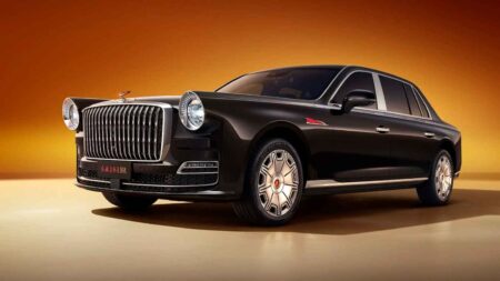Hongqi Guoli could bring China’s ultra-luxury limousine tradition to Australia Hongqi Guoli luxury limousine in a formal studio setting