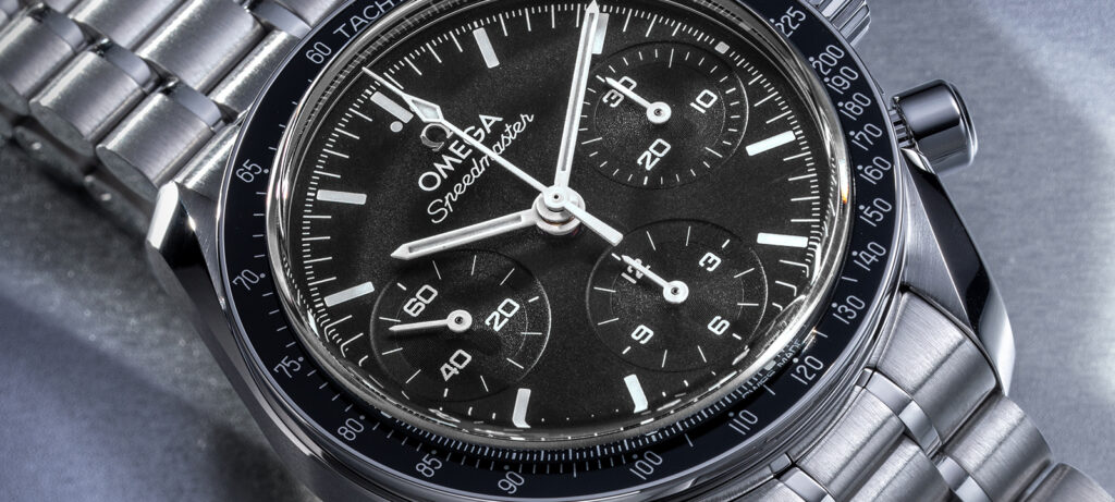 Omega Gives the Speedmaster 38mm a More Moonwatch-Like Character Omega Speedmaster 38mm chronograph with updated round subdials and Moonwatch-style bracelet