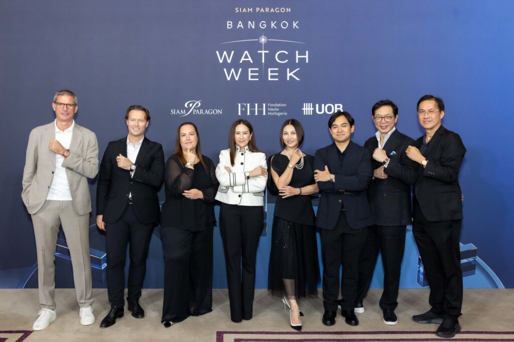 Collectors viewing luxury watches at Siam Paragon Bangkok Watch Week