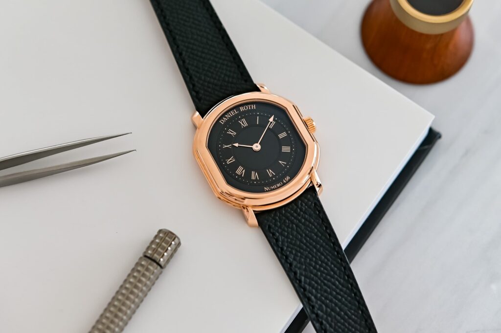 Daniel Roth Extra Plat Rose Gold Gilt watch in 5N rose gold with black guilloché dial