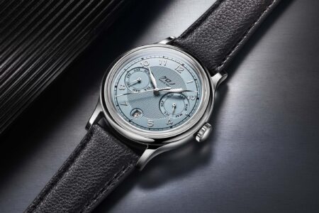 Kurono Tokyo Brings Saxe Blue to the Calendrier Kurono Tokyo Calendrier Small Batch Release Saxe Blue watch with polished steel case and black leather strap