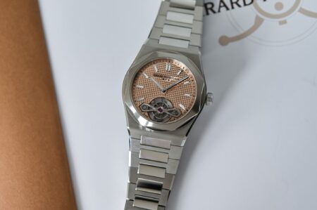 Girard-Perregaux Laureato Fifty Tourbillon Micro-Rotor 39mm with blue Clous de Paris dial and integrated steel bracelet