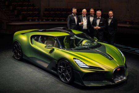Bugatti Brouillard reaches its owner in a $20 million Chantilly handover Bugatti Brouillard one-off hypercar delivered in Chantilly France