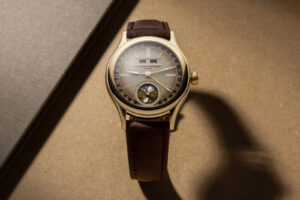 Laurent Ferrier Classic Moon Dusk captures golden hour in yellow gold Laurent Ferrier Classic Moon Dusk in yellow gold with brown gradient dial and moonphase display
