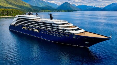 Aboard Luminara with The Ritz-Carlton Yacht Collection in Alaska Luminara superyacht by The Ritz-Carlton Yacht Collection sailing through Alaska