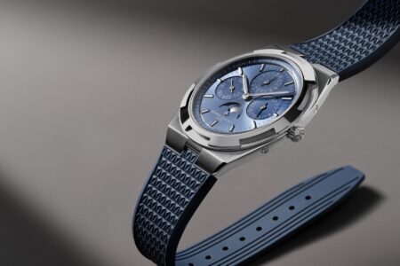 Vacheron Constantin Celebrates 30 Years of Overseas With a White Gold Perpetual Calendar Vacheron Constantin Overseas Perpetual Calendar Ultra-Thin in white gold with azure dial
