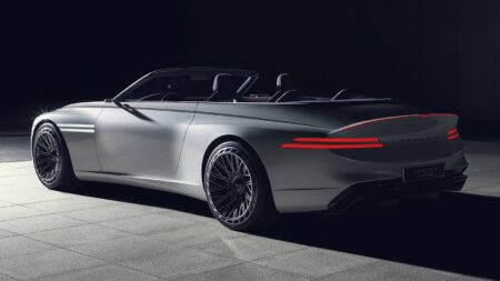 Hyundai’s Long-Hood Convertible Patent Points to a Serious GT Idea Illustration of a sleek open-top Hyundai grand tourer with a long bonnet and rear-set cabin
