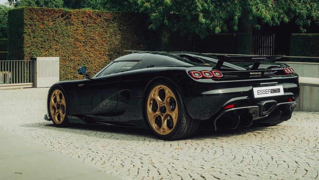 Koenigsegg CC850 Arrives in Denmark With Burnout Black Paint and Gold Wheels Koenigsegg CC850 in Burnout Black with gold wheels delivered in Denmark