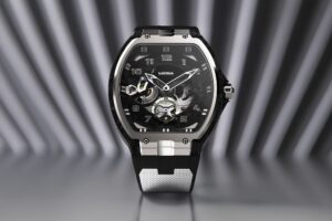 Lorige BL-Evolution Competition watch with carbon case and Inter Europol yellow and green seconds display