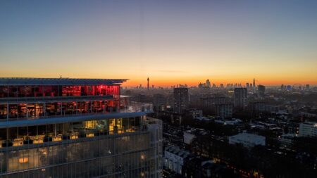 CÉ LA VI London Brings Modern Asian Rooftop Dining to Paddington Square CÉ LA VI London rooftop restaurant and bar overlooking the London skyline from Paddington Square