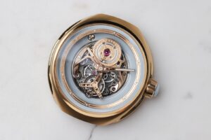 Vanguart Black Hole watch with central flying tourbillon and handless display