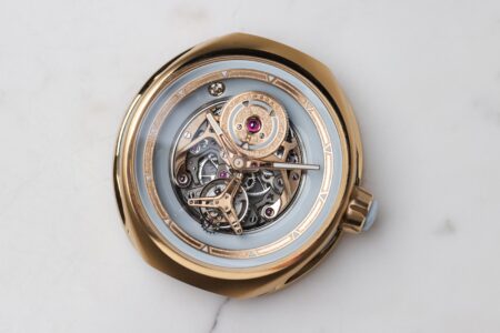 Vanguart Black Hole watch with central flying tourbillon and handless display