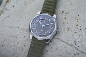 Voxel Meridion VX01-E watch with angular case and layered jumping display dial