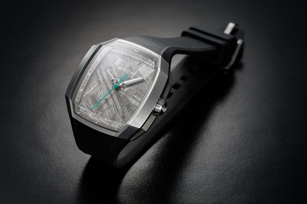 Wren Vessel Builds Its Identity Around a Faceted Sapphire Crystal Wren Vessel watch with faceted sapphire crystal and integrated bracelet