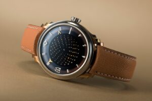 Ming x Massena LAB 57.09 Secret Honey with rotating honeycomb dial and titanium case